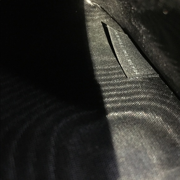 Prada Saffiano Wallet - Picture 12 of 14